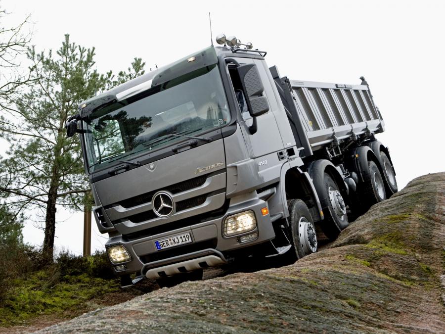  Mercedes-Benz Actros 4148 2009 года  (фото 4 из 25)